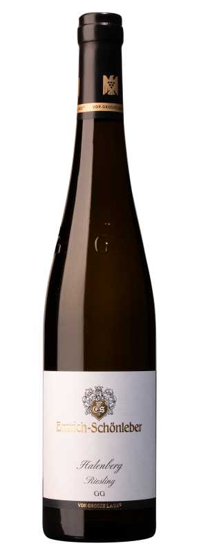 Produktfoto: Hochwertige Schlegelflasche mit Etikett 'Emrich-Schönleber Halenberg Riesling GG'. Schwarzer Verschluss, weiße Banderole.