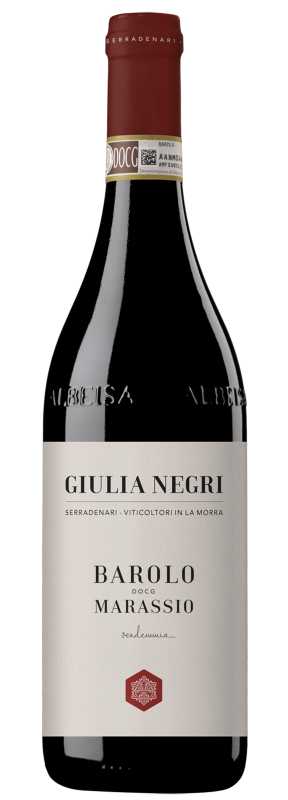 Produktfoto: Eine Flasche Barolo-Wein mit dem Etikett 'Giulia Negri Barolo Marassio'. Das Etikett ist beige mit schwarzem Text.