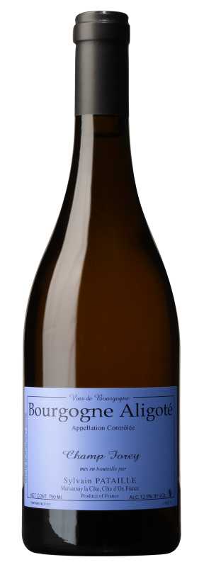 Produktfoto: Eine Weinflasche mit blauem Etikett, “Bourgogne Aligoté“. Enthält Informationen über Herkunft und Alkoholgehalt.