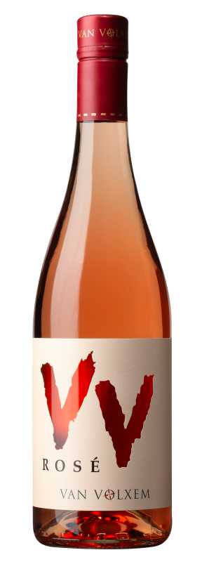 Produktfoto: Flasche Van Volxem Roséwein mit rotem Verschluss und Etikett. Schriftzug “Van Volxem“ und “Rosé“ sichtbar.