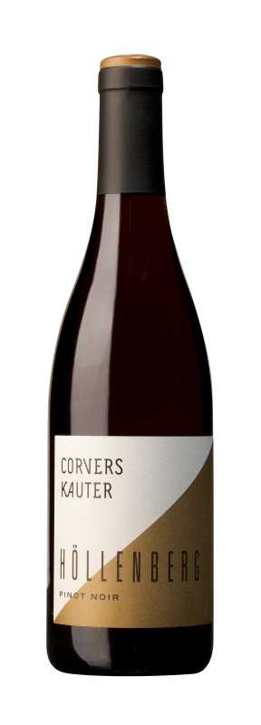 Produktfoto: Weinflasche mit schwarzem Etikett und goldenen Akzenten, Text "CORNERS KAUTER" und "H&Ouml;LLENBERG PINOT NOIR".