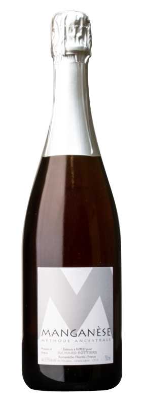 Produktfoto: Champagnerflasche mit silberner Kapsel und Etikett mit großem 'M'. Text: 'MANGANÈSE', 'MÉTHODE ANCESTRALE', '750 ml'.