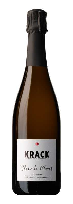 Produktfoto: Eine Flasche Sekt mit der Aufschrift 'KRACK Blanc de Blancs'. Die Flasche hat ein schwarzes Etikett und Kapsel.