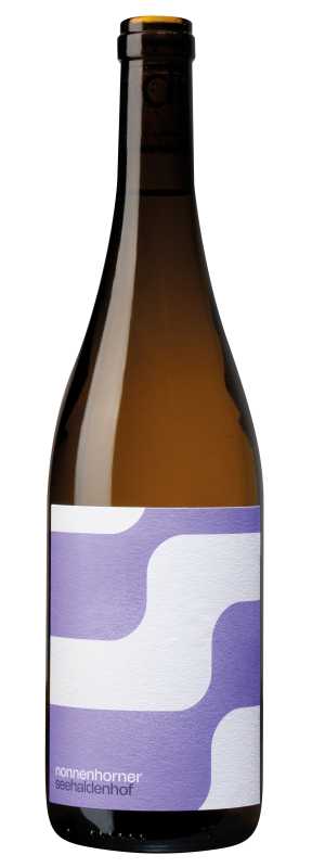 Produktfoto: Braune Weinflasche mit lila-weißem Etikett.
