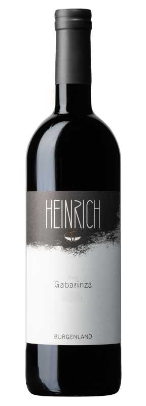 Produktfoto: Weinflasche mit schwarzem Etikett und der Aufschrift Heinrich, Ried Gabarinza, Burgenland.