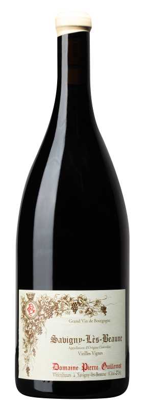 Produktfoto: Weinflasche mit Etikett “Savigny-Lès-Beaune, Domaine Pierre Guillemot“.