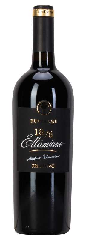 Produktfoto: Hochwertige Weinflasche mit schwarzem Etikett, goldener Schrift und Korkverschluss. Marke: Due Palme Ettamiano 1876 Primitivo.