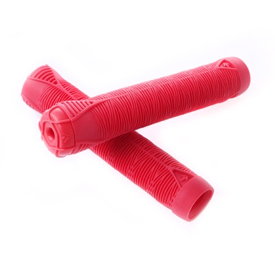 Zwei rote Fahrradgriffe mit texturierter Oberfläche, überkreuzt liegend.