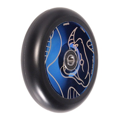 Ein schwarzes Rad mit einem blauen, grafischen Design in der Mitte, das ein stilisiertes Tier zeigt.