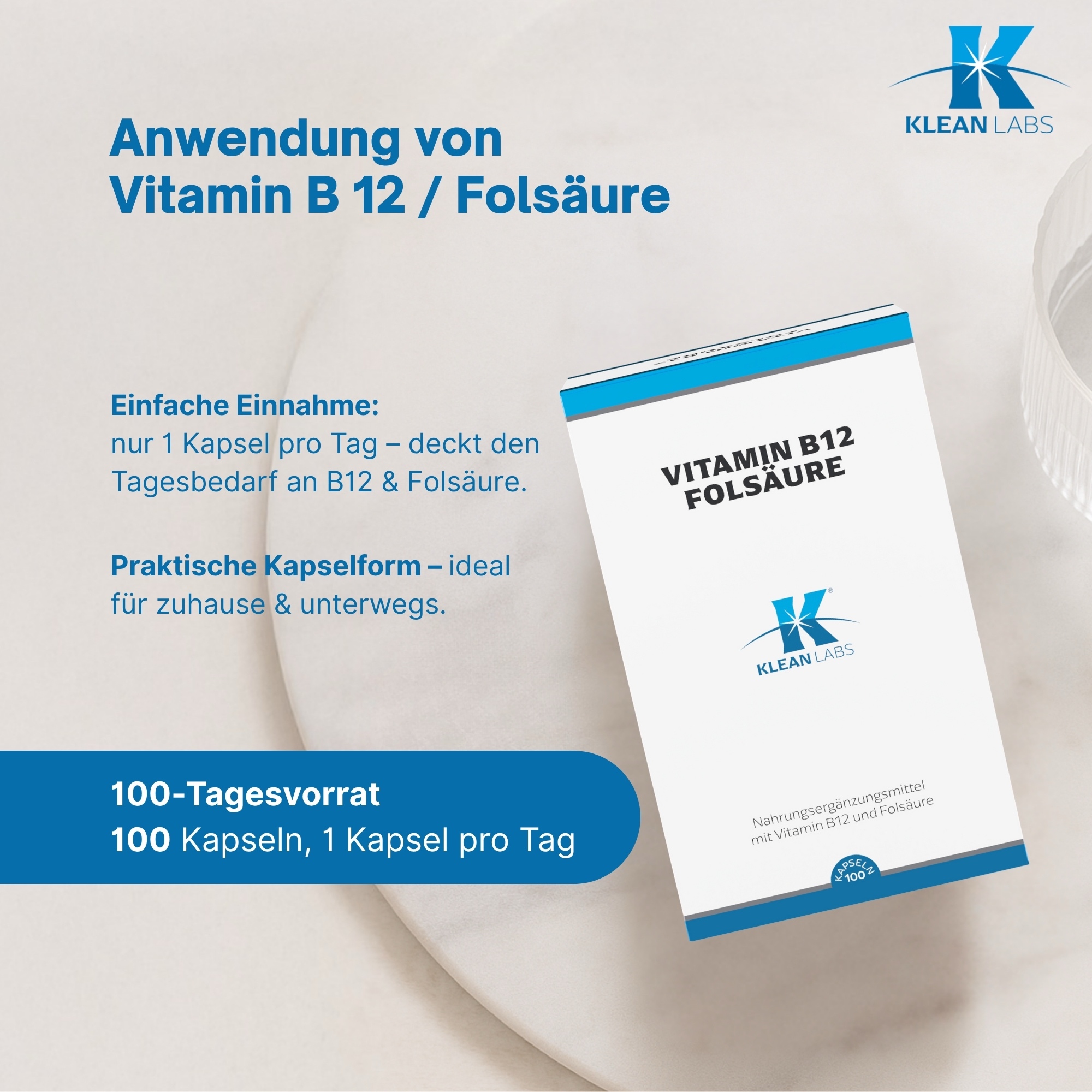 Produktfoto: Die Rückseite einer Verpackung für Nahrungsergänzungsmittel mit Vitamin B12 und Folsäure. Es sind Nährstoffangaben, Zutaten, Verzehrempfehlung und Herstellerinformationen zu sehen. Die Verpackung ist hauptsächlich in Weiß und Blau gehalten.