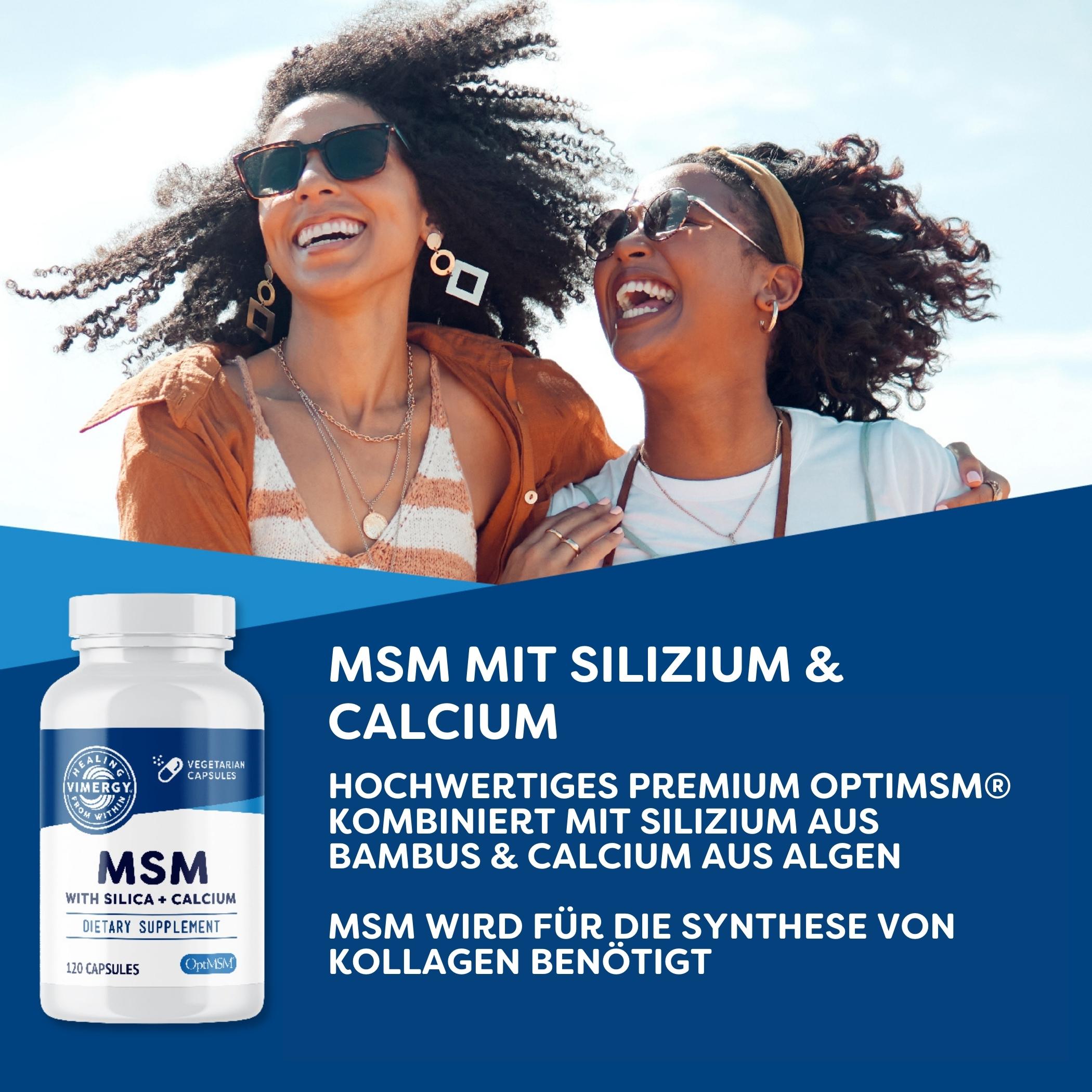 Produktfoto: Zwei Frauen mit lockigem Haar und Sonnenbrillen lachen in die Kamera. Sie tragen lässige Kleidung. Daneben ist eine Packung MSM Nahrungsergänzungsmittel abgebildet. Der Text auf dem Bild beschreibt die Vorteile von MSM mit Silizium und Calcium für die Kollagensynthese. Der Hintergrund ist blau und weiß.