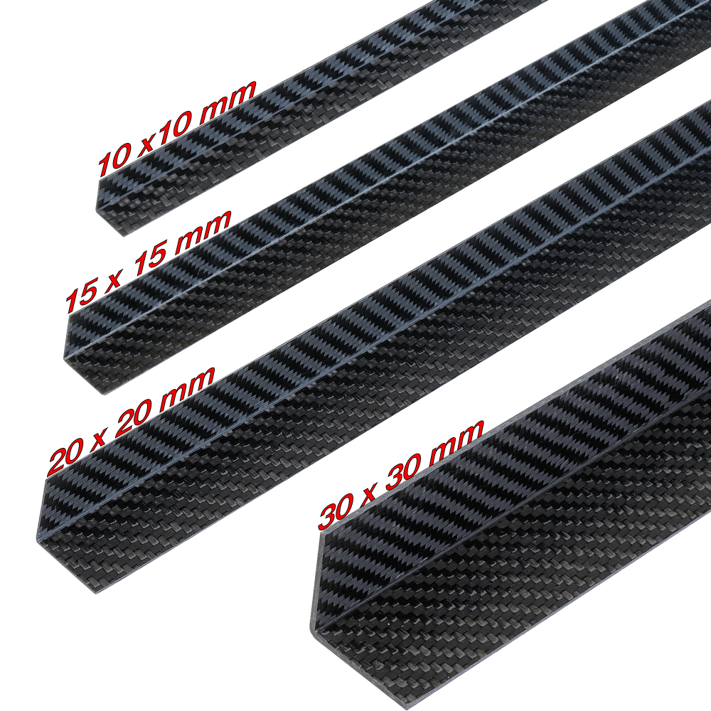 Das Bild zeigt vier schwarze Carbonprofile mit blauer Textur in verschiedenen Größen: 10x10 mm, 15x15 mm, 20x20 mm und 30x30 mm.