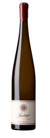 Produktfoto: Eine Weinflasche mit rotem Wachsverschluss und Etikett 'Saarburger Riesling Van Volxem'.