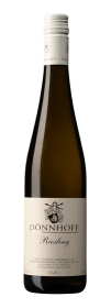 Produktfoto: Hochwertige Schlegelflasche mit weißem Etikett, Aufschrift 'Dönnhoff Riesling', Schraubverschluss.