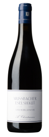 Produktfoto: Flasche Spätburgunder, Etikett 'Mussbacher Eselshaut', blauer Verschluss, Weingut A. Christmann.