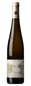Produktfoto: Hochwertige Schlegelflasche mit goldener Kapsel und Etikett, darauf Text: Kühling-Gillot, Ölberg, Nierstein.
