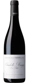 Produktfoto: Flasche eines Burgunderweins mit Etikett “Chambolle-Musigny Les Athets“, Hersteller “Domaine Jean Tardy & Fils“.