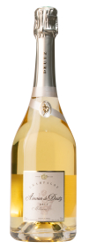 Produktfoto: Champagnerflasche Amour de Deutz Brut Millésime mit goldener Folie und Etikett.