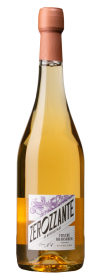 Produktfoto: Eine Flasche alkoholfreies Getränk mit der Aufschrift 'Zerozzante'. Die Flasche hat ein Etikett mit Trauben und Rhabarber.
