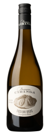 Produktfoto: Hochwertige Weinflasche mit schwarzem Schraubverschluss und Etikett 'Domaine Ciringa Fosilni Breg Sauvignon Blanc'.