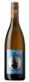 Produktfoto: Flasche Battenfeld-Spanier Grüner Sylvaner Réserve mit blauem Etikett und bronzefarbenem Verschluss.