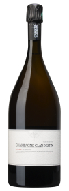 Produktfoto: Weinflasche mit Etikett 'Champagne Clan Destin'.