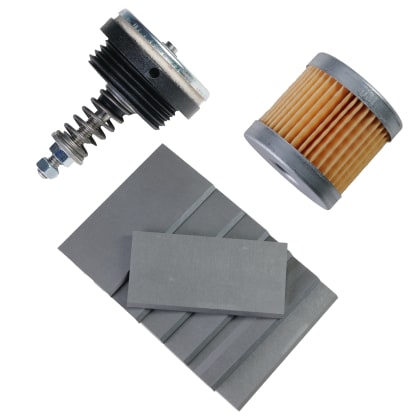 Explosionszeichnung eines Motors mit markierten Teilen: Kohleschiebersatz, Filterpatrone, Ablaseventil.