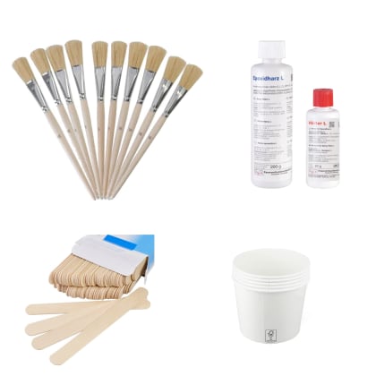 Das Bild zeigt 1 × Epoxidharz L + Härter L (40 min), Packung, 280 g, 5 × Mischbecher aus Pappe, 300 ml, 1 × Holzmundspatel (150 × 18 × 1,5 mm) und 10 × Laminierpinsel, 16 mm