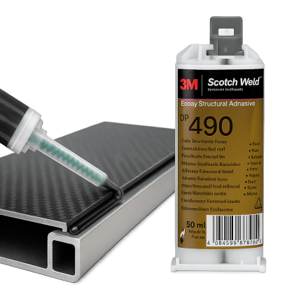 Eine 3M Scotch-Weld DP490 Epoxid-Klebstoffkartusche mit 50 ml Inhalt. Die Verpackung ist schwarz und gold und enthält einen Barcode.