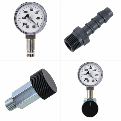 Das Bild zeigt ein Vakuummeter mit einem Feinregulierventil und einem Schlauchnippel, alle mit Beschriftungen versehen.