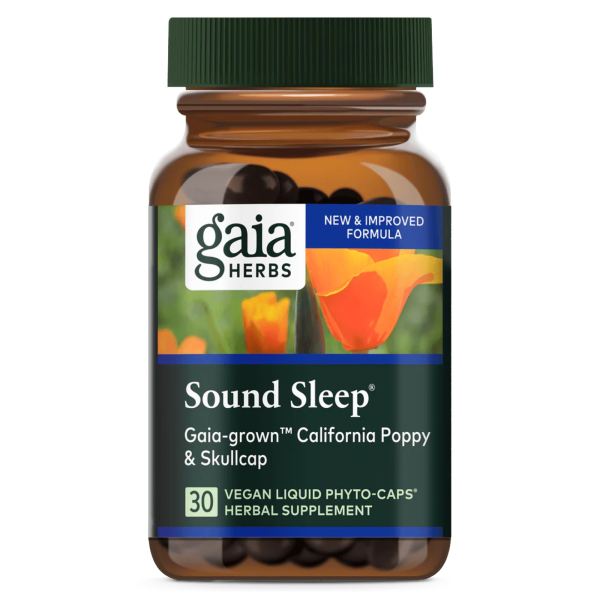Produktfoto: Das Bild zeigt ein Glas mit Nahrungsergänzungsmitteln der Marke Gaia Herbs. Auf dem Etikett steht 'Sound Sleep', 'Gaia-grown California Poppy & Skullcap'. Es ist ein veganes Produkt mit 30 Flüssigkapseln. Das Etikett hat ein Bild von orangefarbenen Mohnblumen und einen Hinweis auf eine neue und verbesserte Formel.