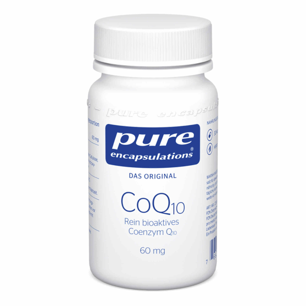 Produktfoto: Das Bild zeigt eine weiße Plastikflasche mit einem Schraubverschluss. Auf dem Etikett steht 'pure encapsulations', 'CoQ10', 'Rein bioaktives Coenzym Q10', und '60 mg'. Die Flasche ist für Nahrungsergänzungsmittel und hat einen Barcode an der Seite.