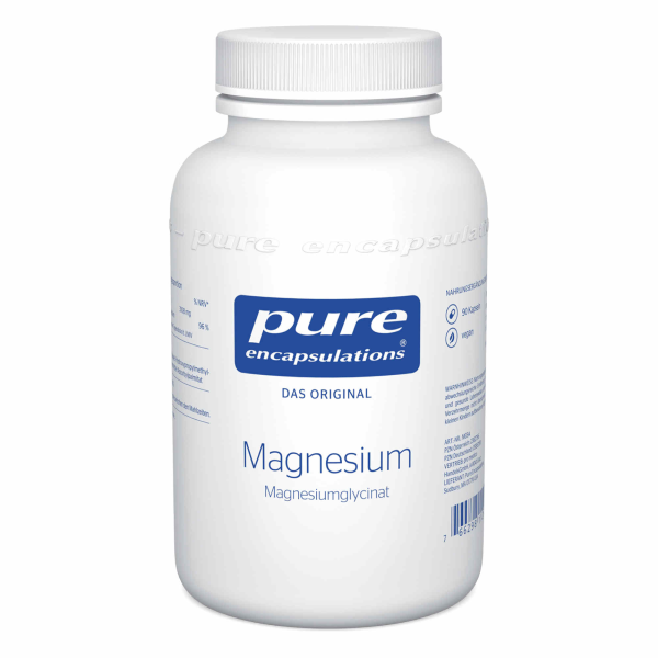 Produktfoto: Eine weiße Plastikflasche mit Schraubverschluss, beschriftet mit “pure encapsulations Magnesium“. Das Etikett ist blau und weiß, mit Informationen zur Marke und Inhaltsstoffen. Die Flasche steht vor weißem Hintergrund.
