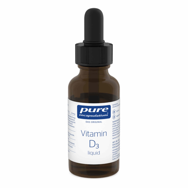 Produktfoto: Eine braune Glasflasche mit einer weißen Etikette, auf der “pure encapsulations Vitamin D3 liquid“ steht. Die Flasche hat einen schwarzen Tropfverschluss.