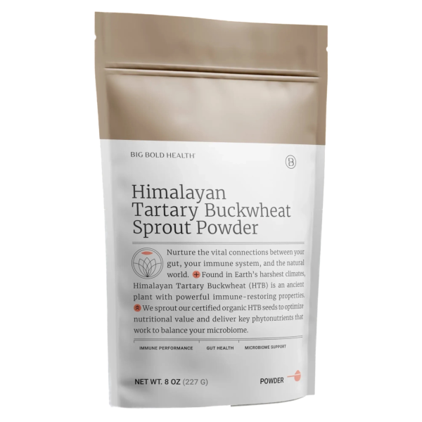 Produktfoto: Eine Verpackung von “Himalayan Tartary Buckwheat Sprout Powder“ von Big Bold Health. Die Verpackung ist beige und weiß, mit Text über die gesundheitlichen Vorteile des Produkts. Das Gewicht beträgt 8 Unzen (227 Gramm).