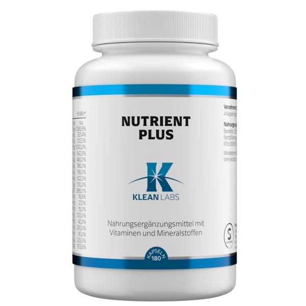 Produktfoto: Das Bild zeigt eine weiße Plastikflasche mit blauem Etikett, auf dem “NUTRIENT PLUS“ steht. Darunter befindet sich das Logo von Klean Labs. Die Flasche enthält Nahrungsergänzungsmittel mit Vitaminen und Mineralstoffen in Kapselform. Die Flasche hat einen weißen Schraubverschluss und steht vor einem weißen Hintergrund.