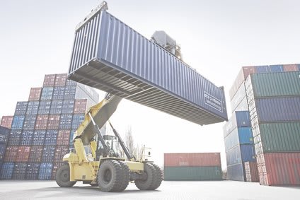 Reach-Stacker mit Container 1
