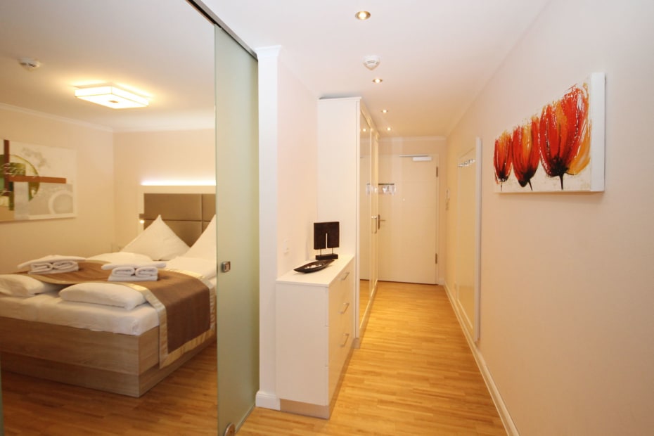 Apartment 10 Flur und Schlafzimmer Apartment 10 Flur